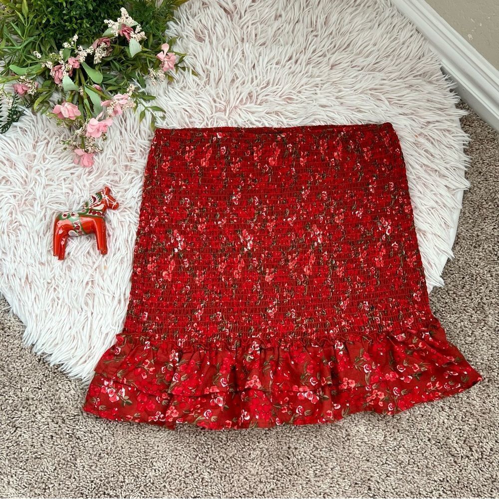 Crystal Doll Red Rose Floral Smocked Stretch Pull On Ruffle Hem Mini Skirt Sz L